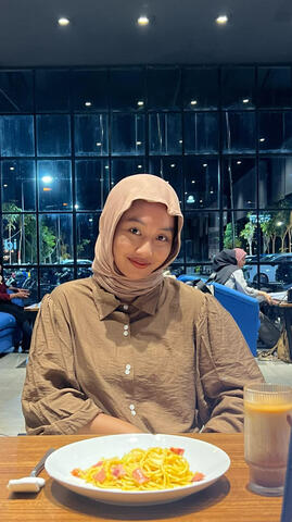 Chariza Ardentya (5015231030)